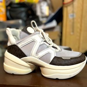 Micheal Kors Olympia Sneaker